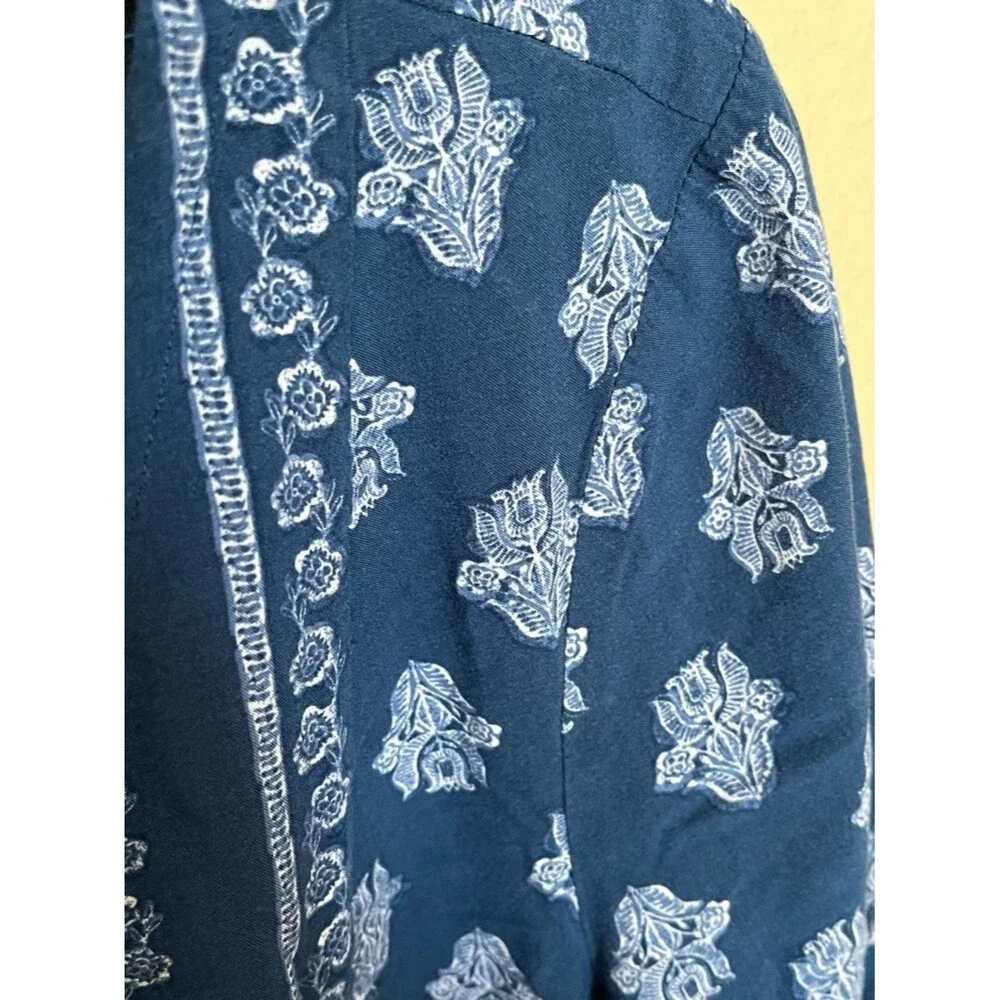 J. Jill Blue/White Seaside Woodblock Print Pullover V Neck Tunic Top Size Small